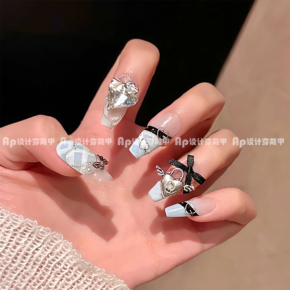 Stiker Kuku 3D Rilakkuma Lucu  - Nail Art Strawberry ulasan dan harga