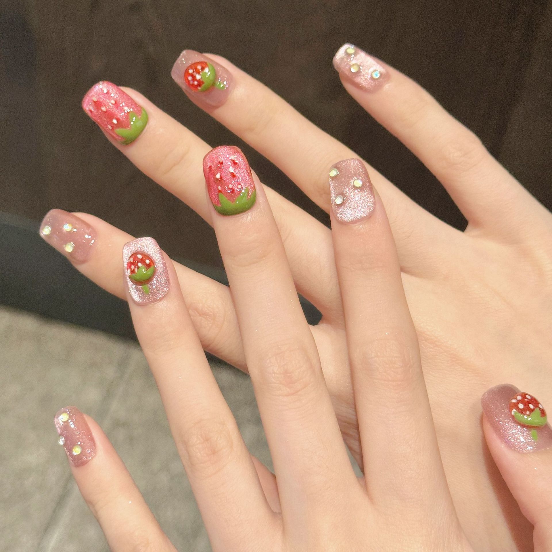 10 Buah Kuku Tekan Buatan Tang - Nail Art Strawberry ulasan dan harga